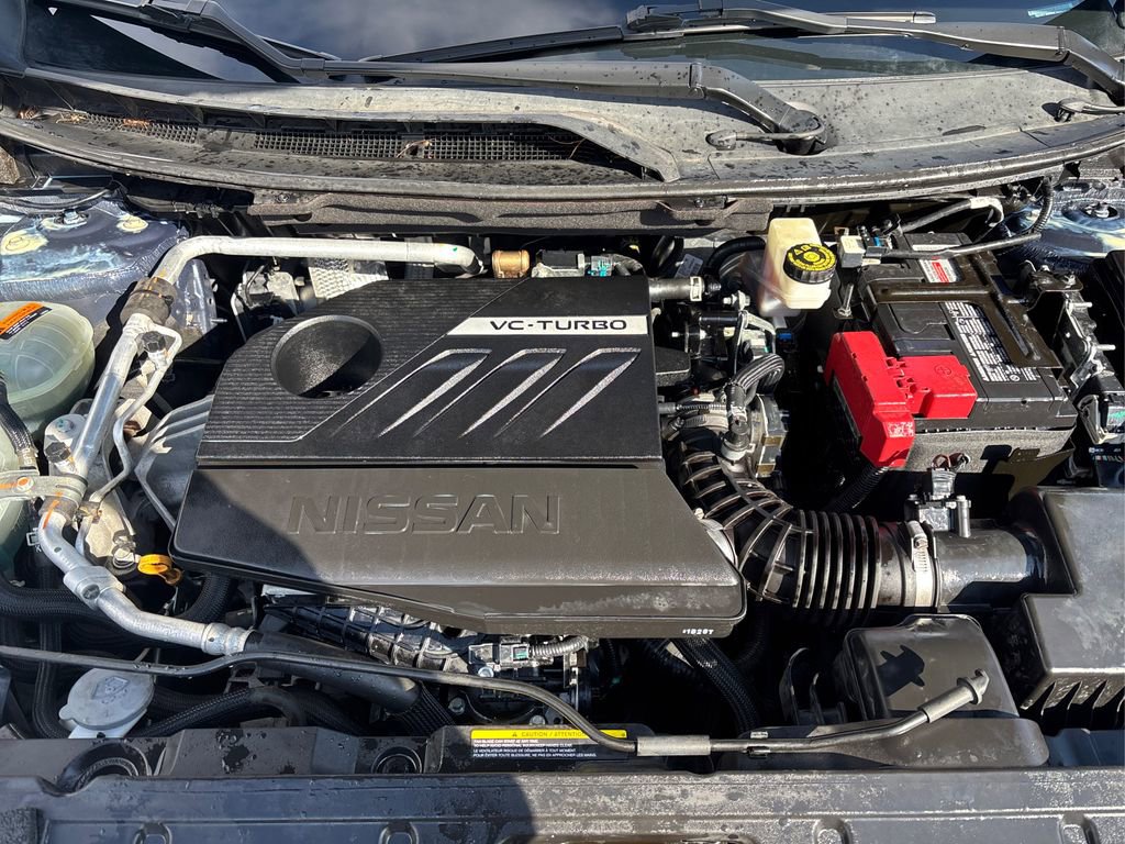 Used 2022 Nissan Rogue SV image 13