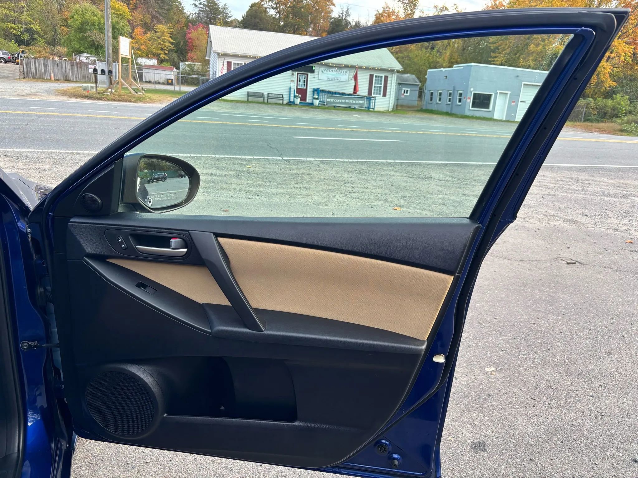 Used 2012 MAZDA MAZDA3 i Touring image 13