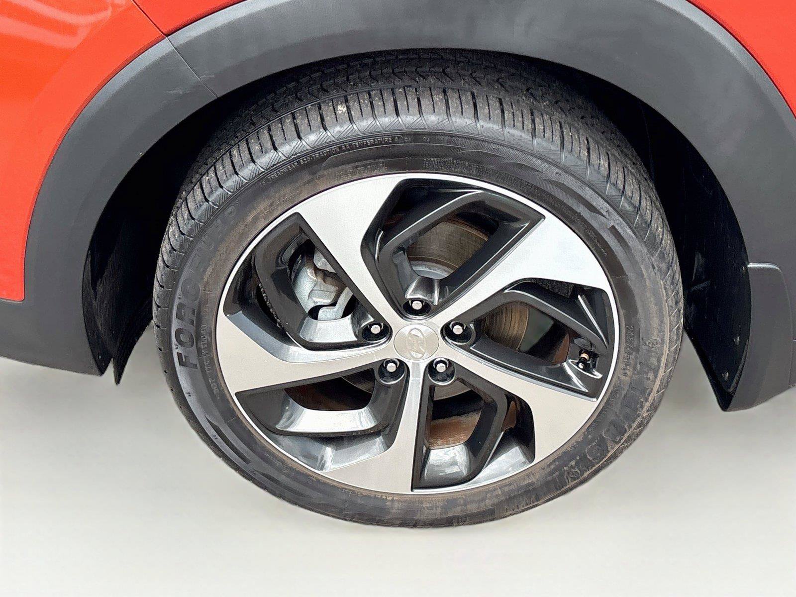 Used 2016 Hyundai Tucson Sport AWD/4WD image 29