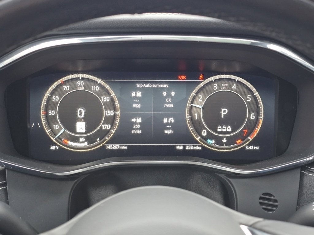 Used 2025 Jaguar F-PACE R-Dynamic S image 24