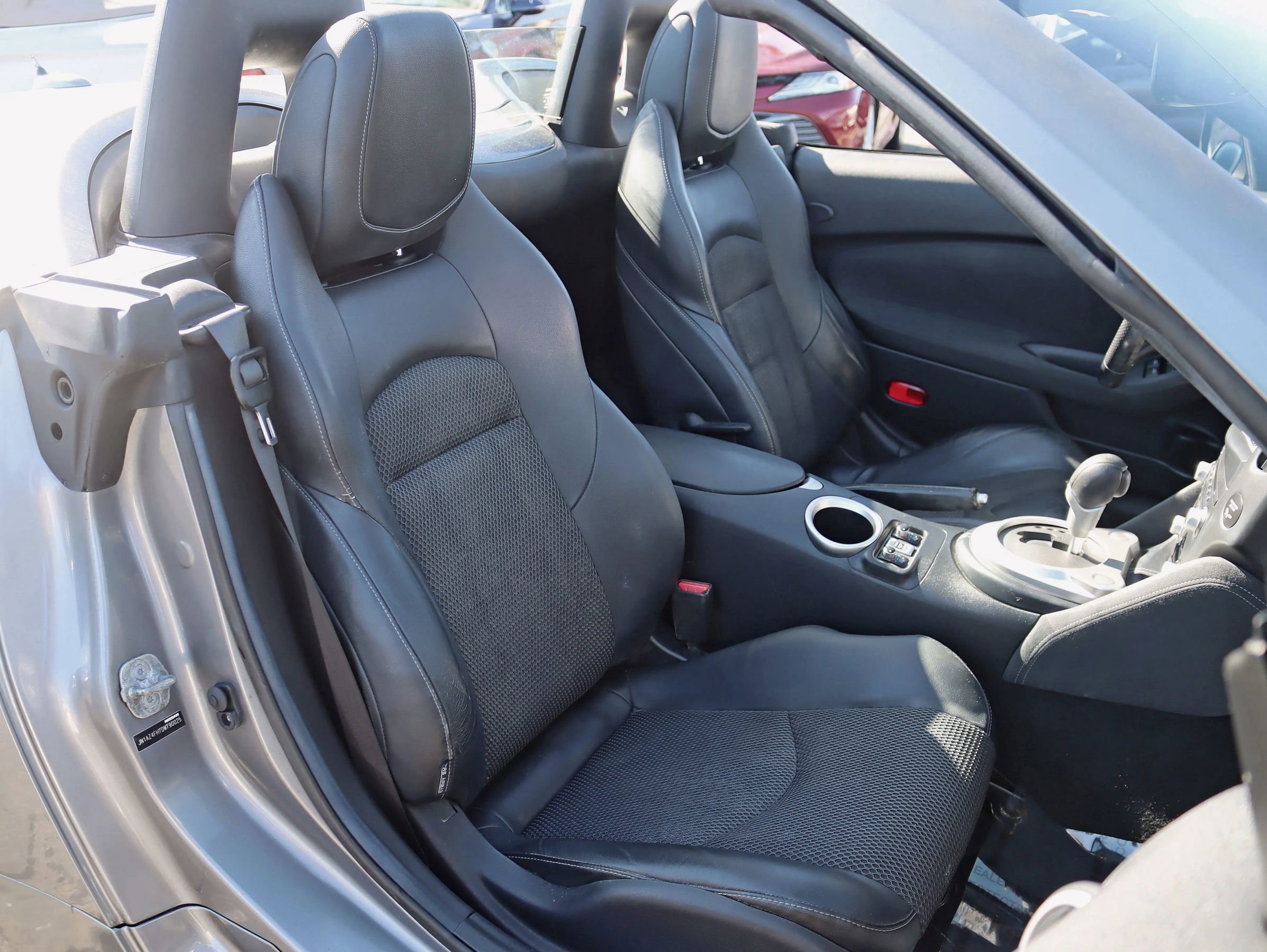 Used 2013 Nissan 370Z Touring RWD image 29