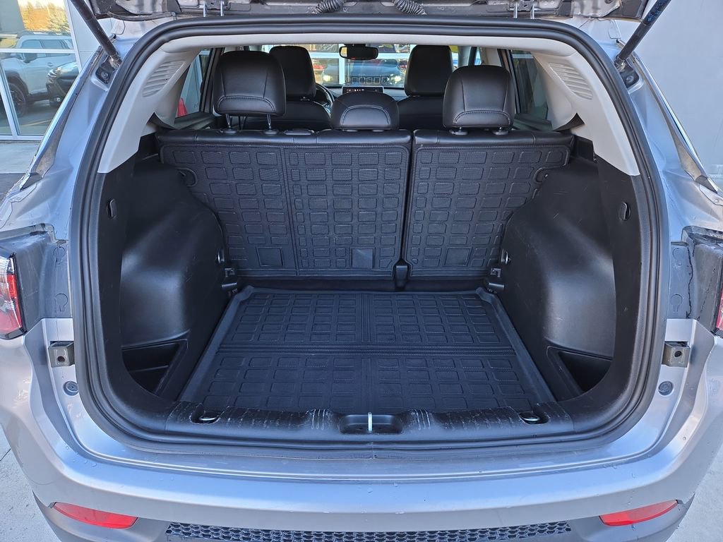 Used 2022 Jeep Compass Latitude image 27