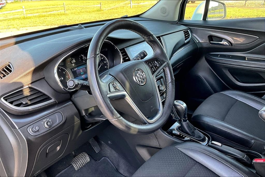 Used 2020 Buick Encore Preferred w/ Safety Package AWD/4WD image 11