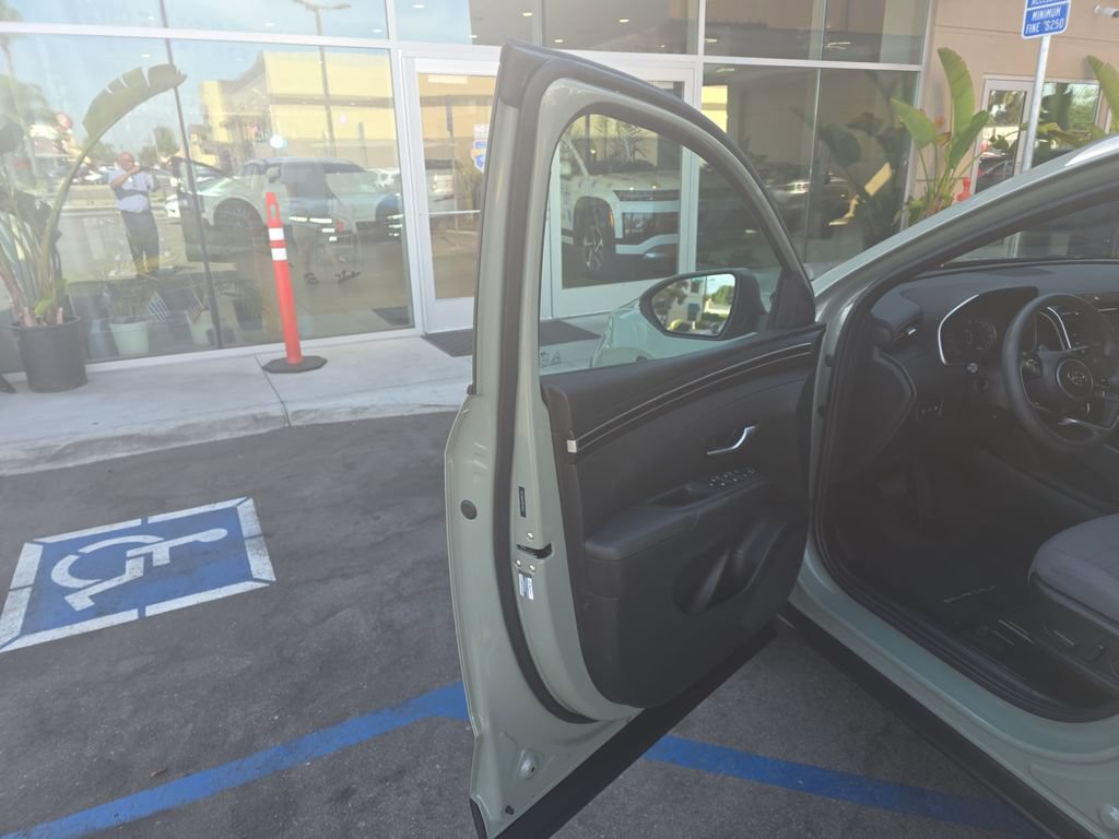 Used 2024 Hyundai Santa Cruz SEL FWD image 10
