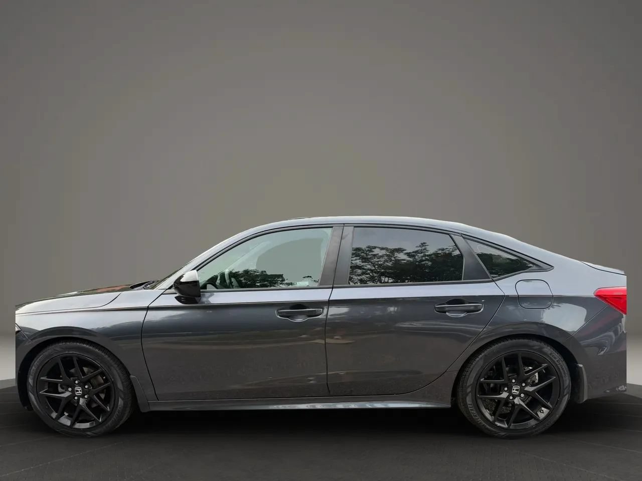Used 2023 Honda Civic Sport image 8