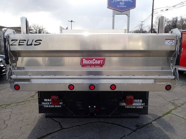 New 2026 Ford F450 XL w/ XL Chrome Package image 4