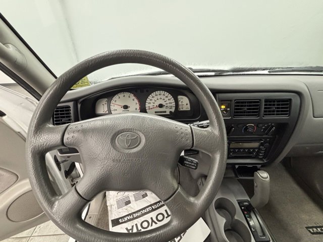 Used 2002 Toyota Tacoma 2WD Xtracab image 14