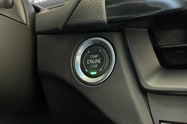 Certified 2026 Cadillac CT4 V Blackwing w/ Climate Package RWD image 22