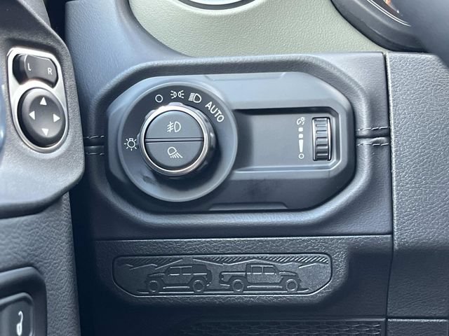 New 2026 Jeep Gladiator Mojave AWD/4WD image 32