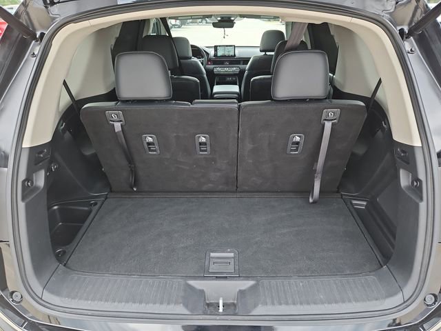 Used 2025 Honda Pilot Touring image 18