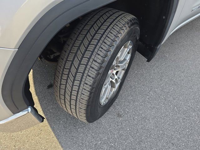 Used 2020 GMC Sierra 1500 SLT w/ SLT Convenience Package image 25