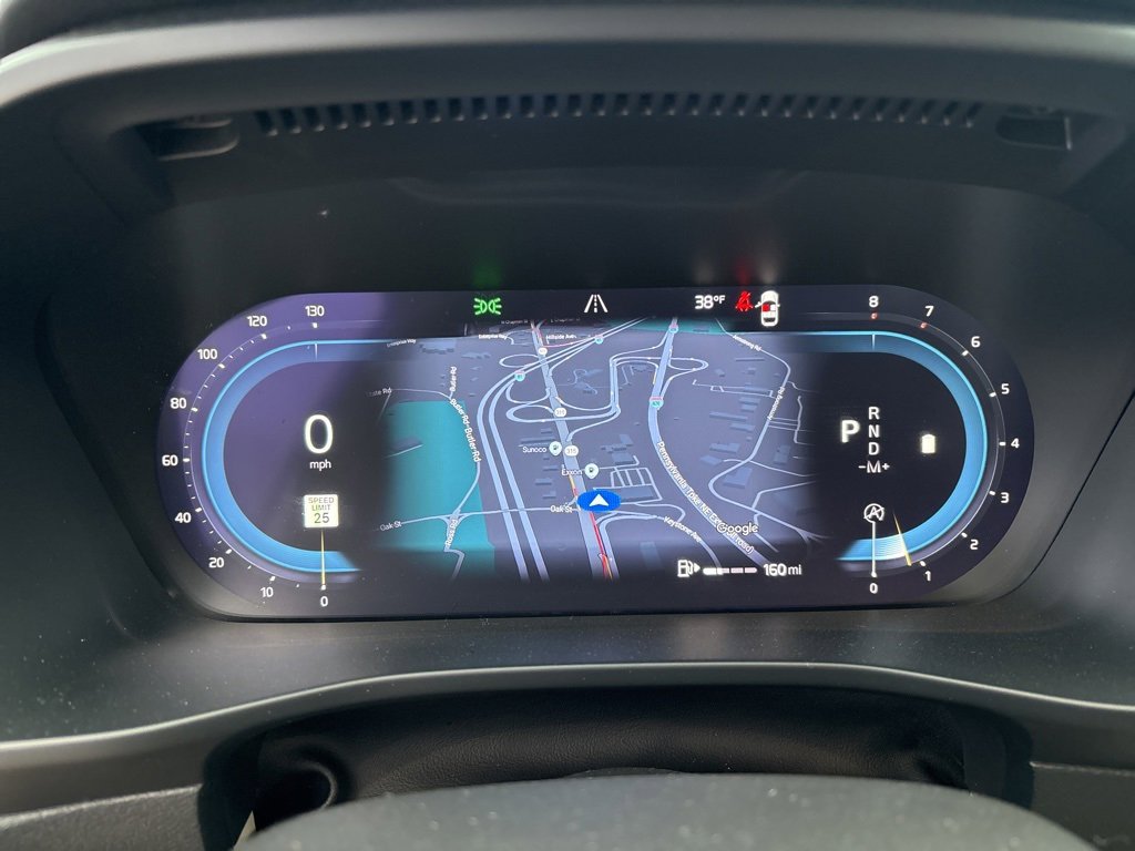 Certified 2023 Volvo XC40 B5 Plus w/ Protection Package Premier image 19