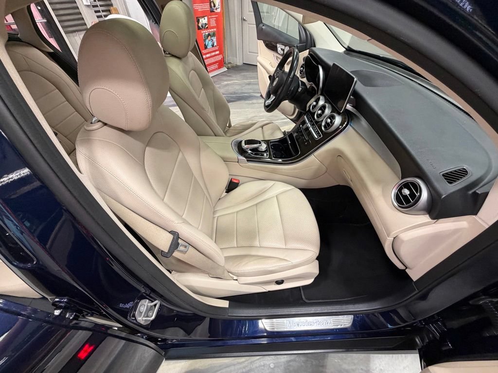 Used 2017 Mercedes-Benz GLC 300 4MATIC Coupe image 42