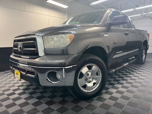 Used 2012 Toyota Tundra 4x4 Double Cab w/ TRD Off-Road Pkg image 4