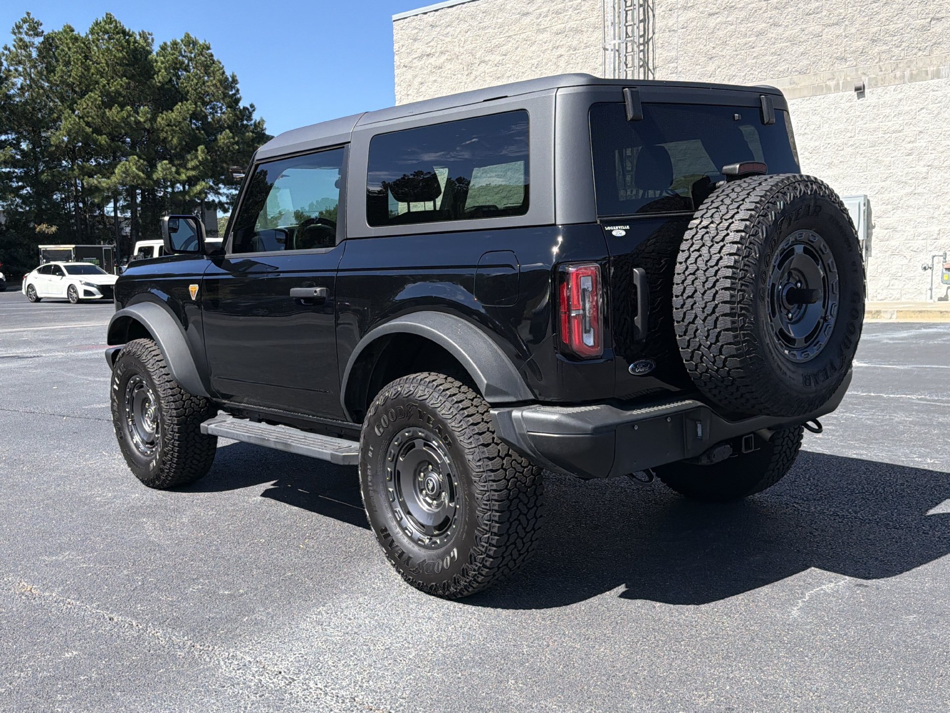 Used 2025 Ford Bronco Badlands w/ Sasquatch Package AWD/4WD image 17