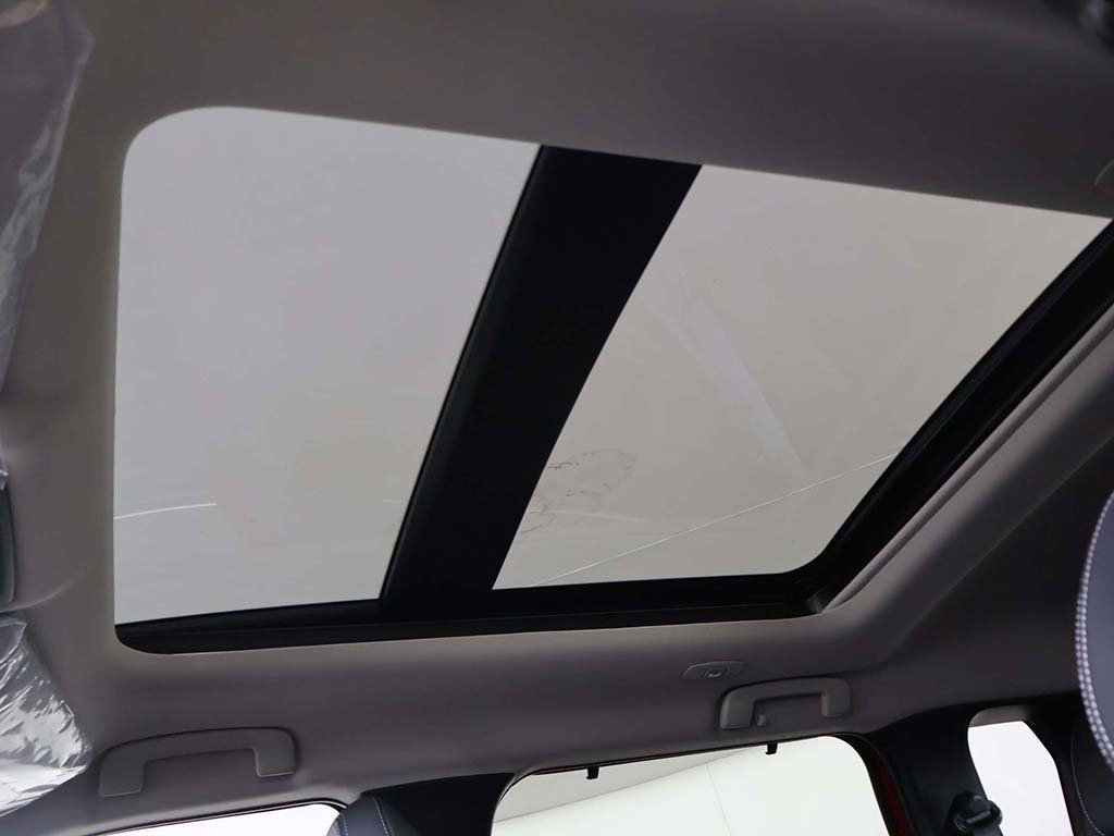 New 2025 Mitsubishi Outlander SEL image 22