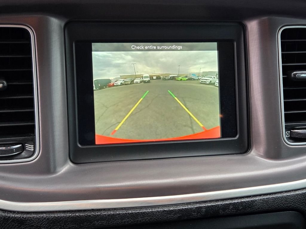 Used 2022 Dodge Charger SXT RWD image 29