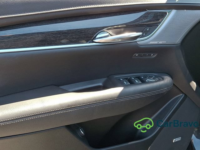 Certified 2022 Cadillac XT5 Premium Luxury AWD/4WD image 12