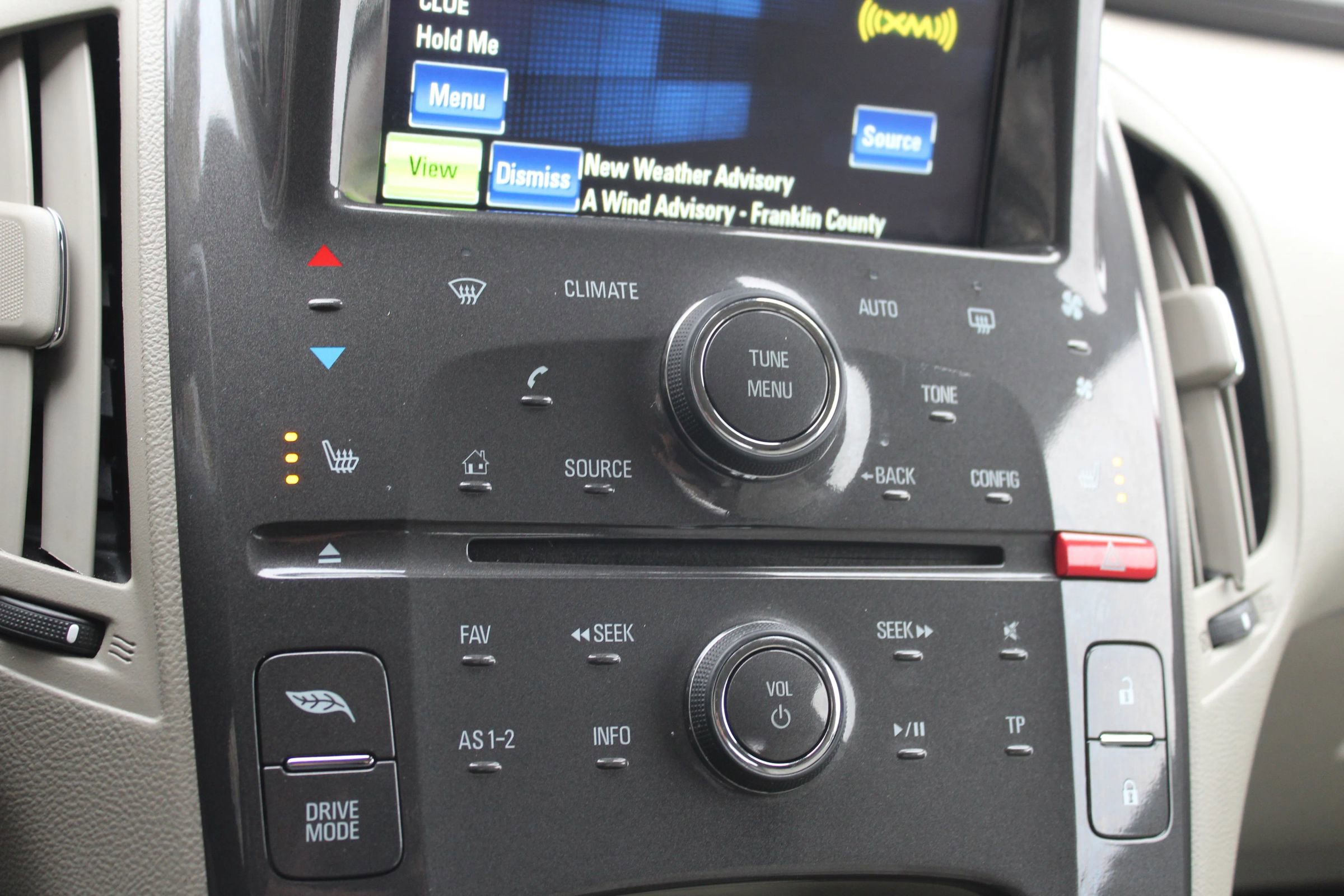 Used 2014 Chevrolet Volt Premium w/ Premium Trim Package image 32
