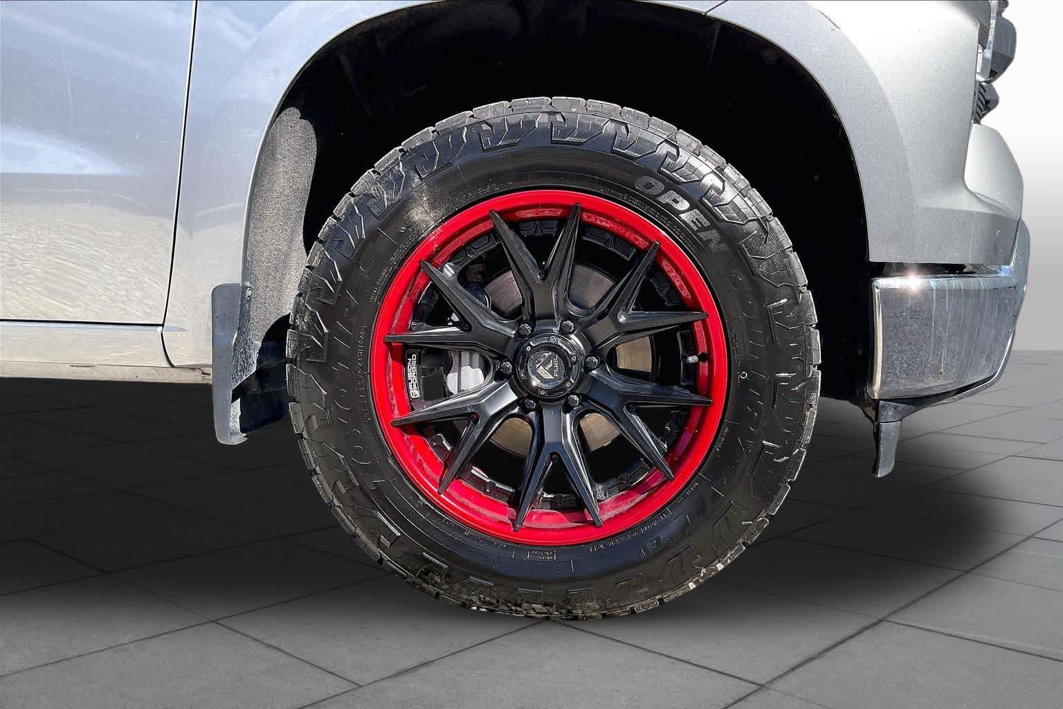 Used 2024 Chevrolet Silverado 1500 LTZ AWD/4WD image 10