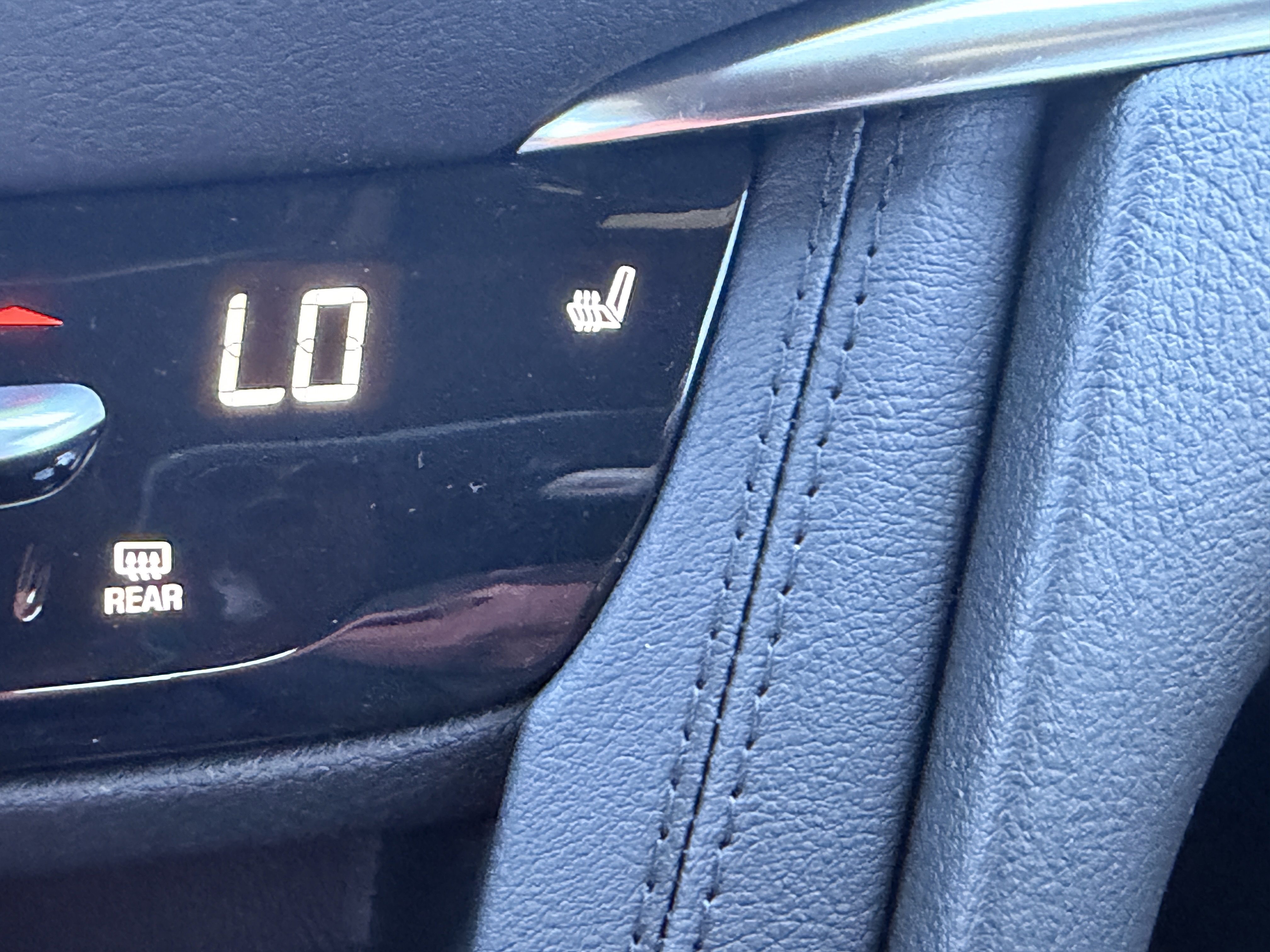 New 2026 Cadillac XT5 Luxury image 23