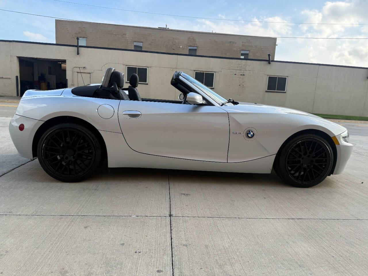 Used 2008 BMW Z4 3.0i image 3