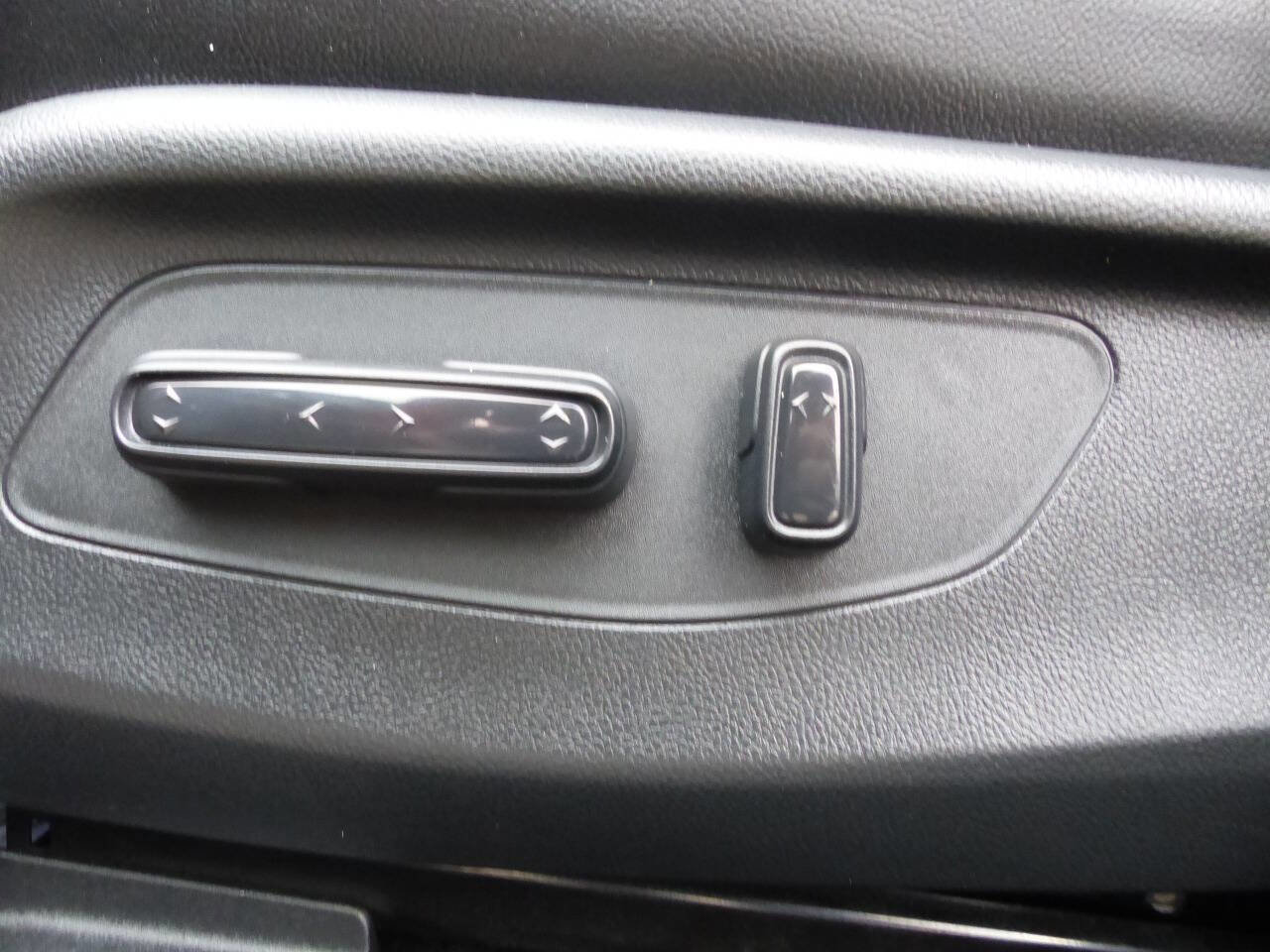 Used 2026 Honda HR-V EX-L image 23