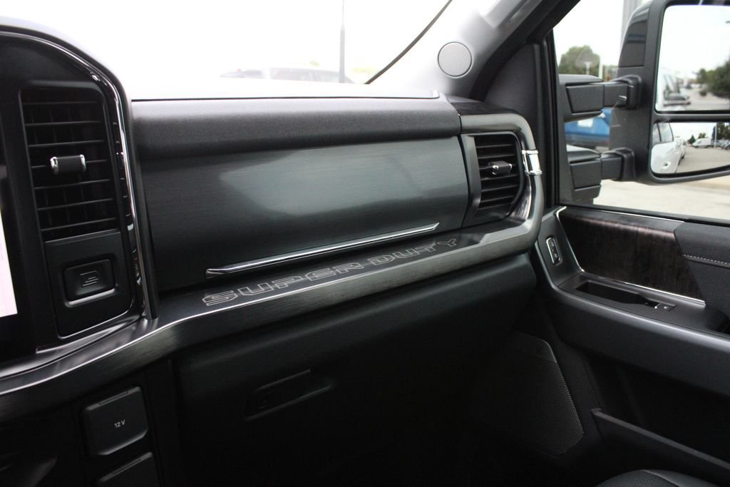 New 2026 Ford F250 Lariat w/ Black Appearance Package AWD/4WD image 20