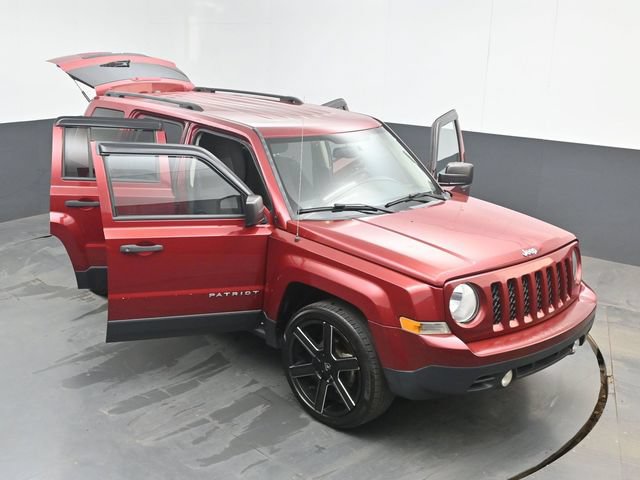 Used 2016 Jeep Patriot Sport FWD image 45