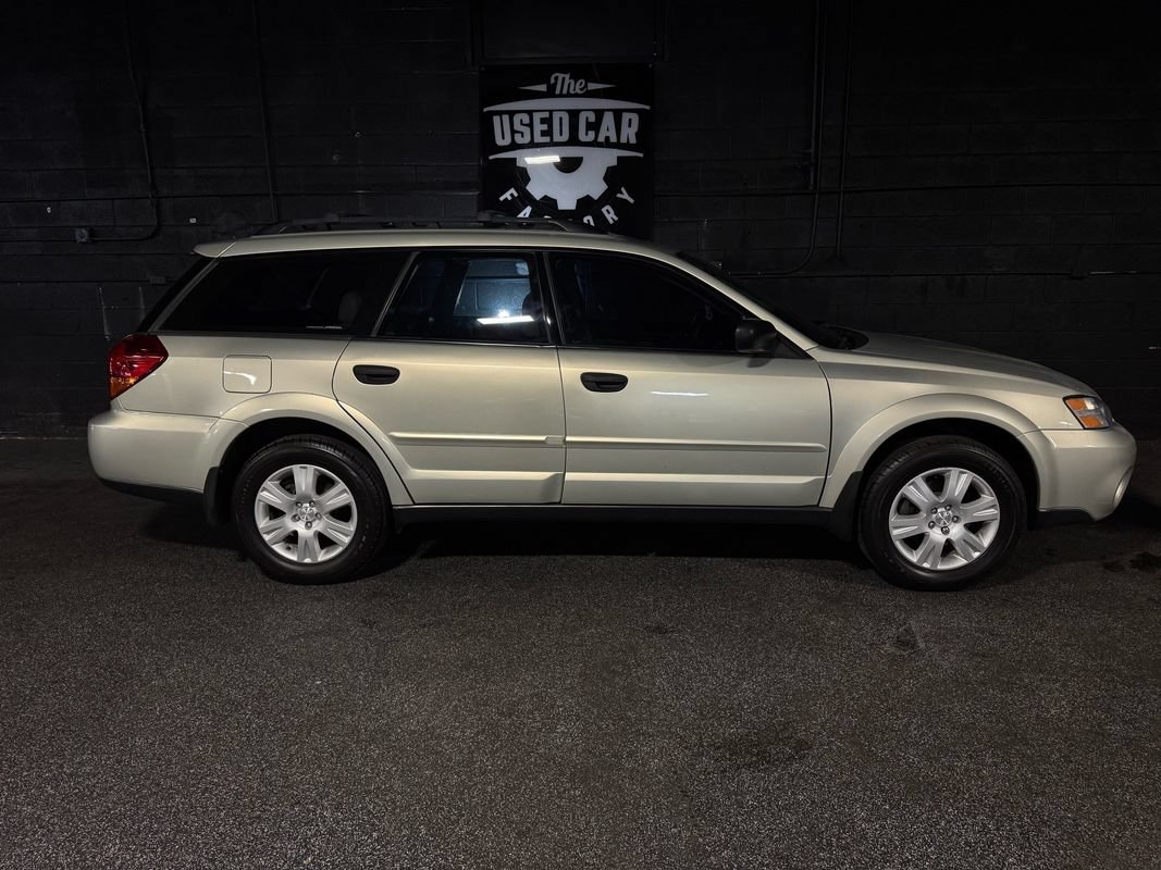 Used 2005 Subaru Outback 2.5i AWD/4WD image 6