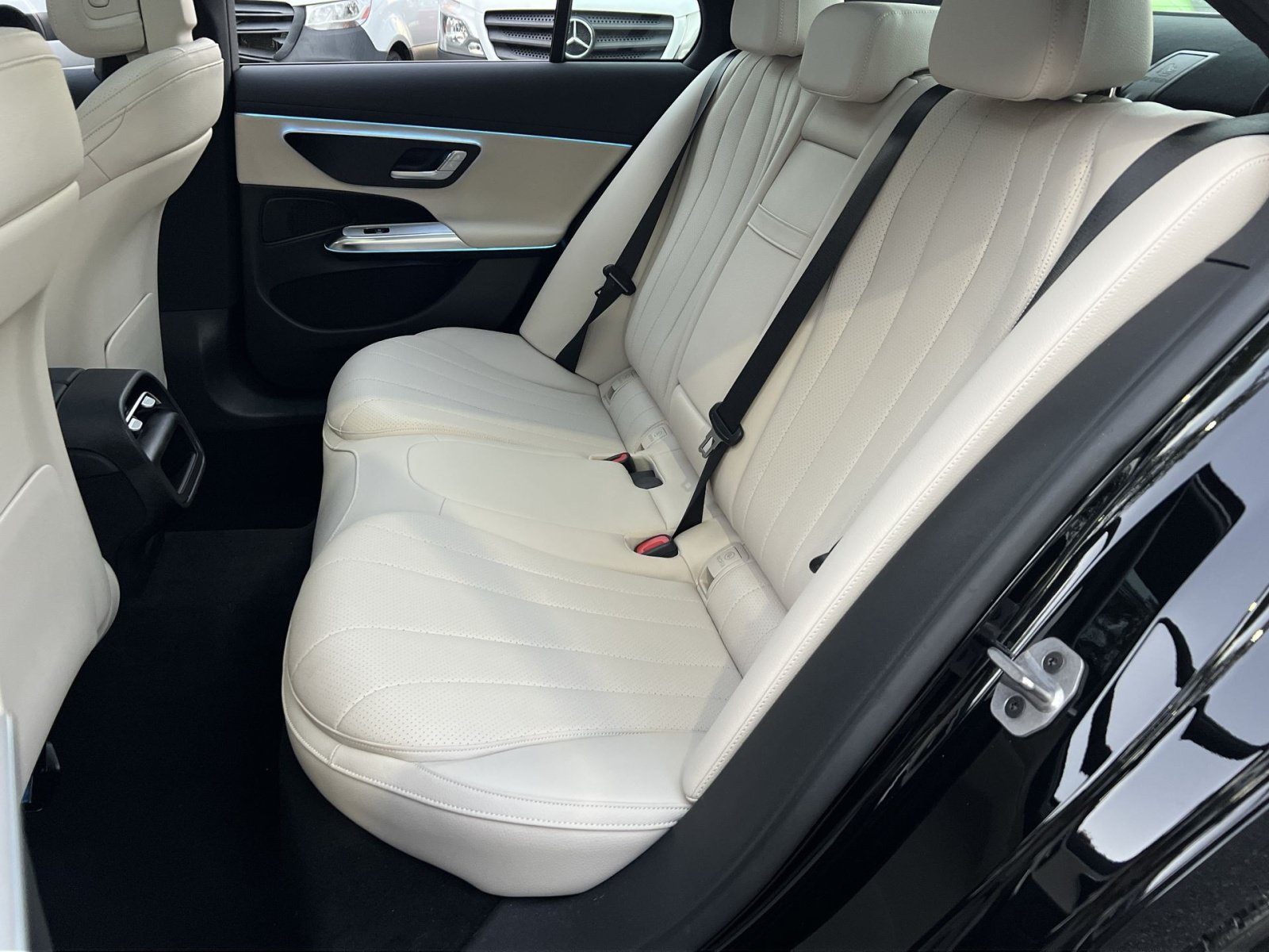 Certified 2025 Mercedes-Benz E 350 4MATIC Sedan w/ Driver Assistance Package image 30