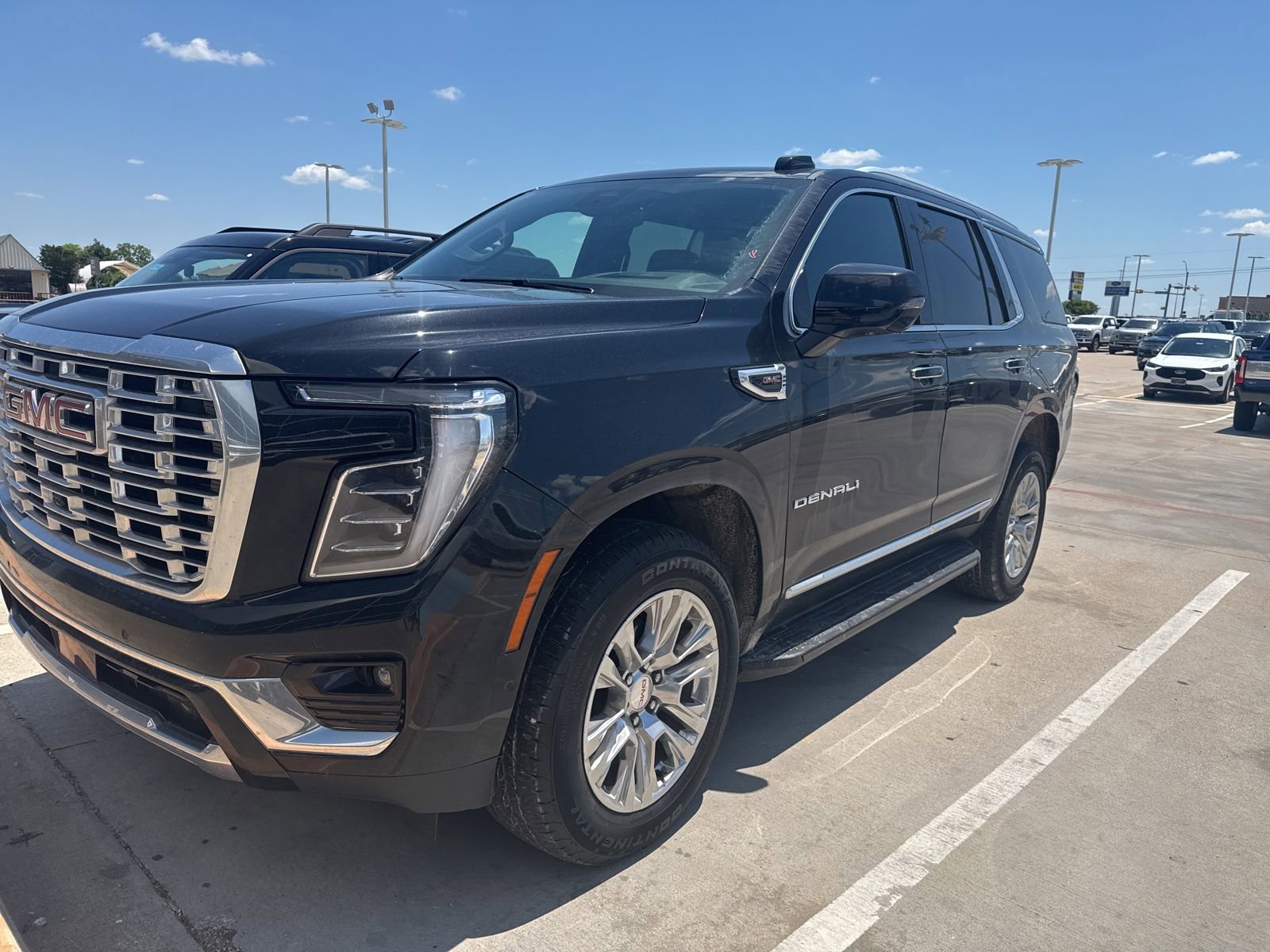 Used 2025 GMC Yukon Denali RWD image 6