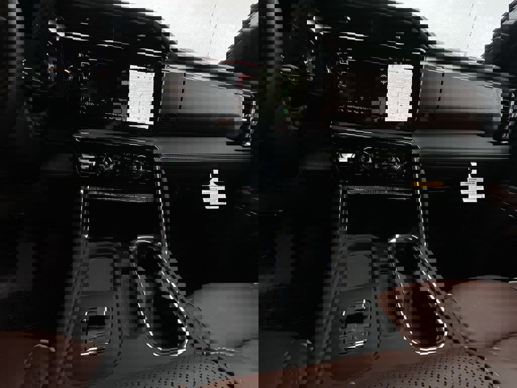 Certified 2025 GMC Sierra 2500 Denali Ultimate image 35