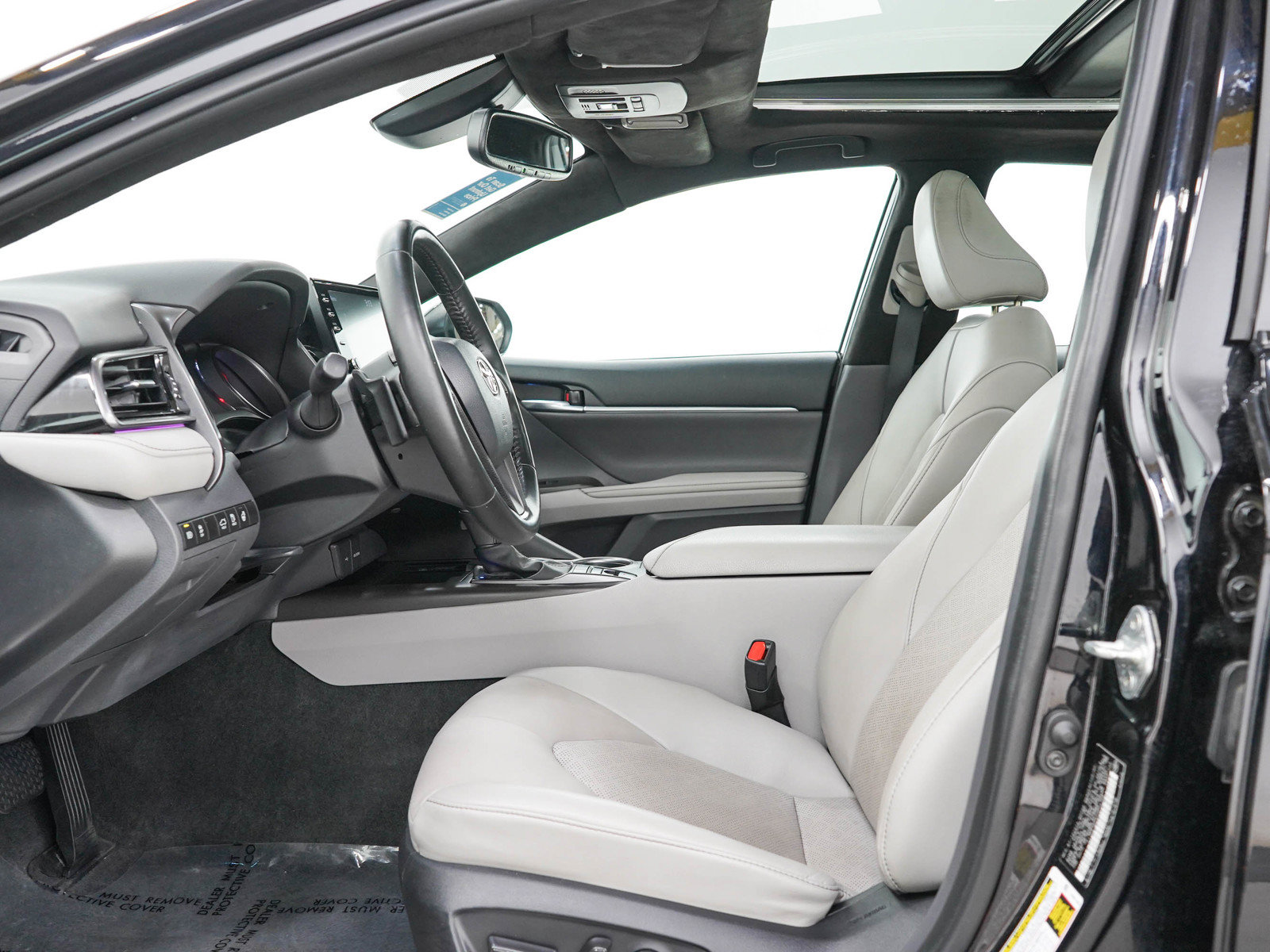 Used 2023 Toyota Camry XSE w/ Protection Package (Q2) (TMS) AWD/4WD image 21
