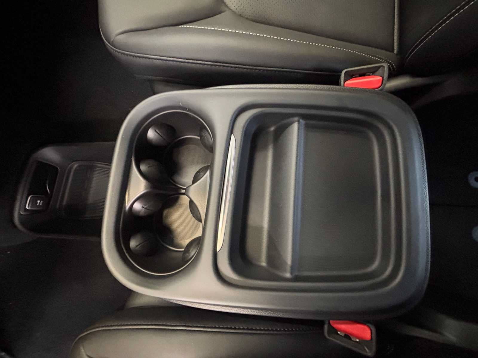 New 2027 Chrysler Pacifica Select FWD image 20