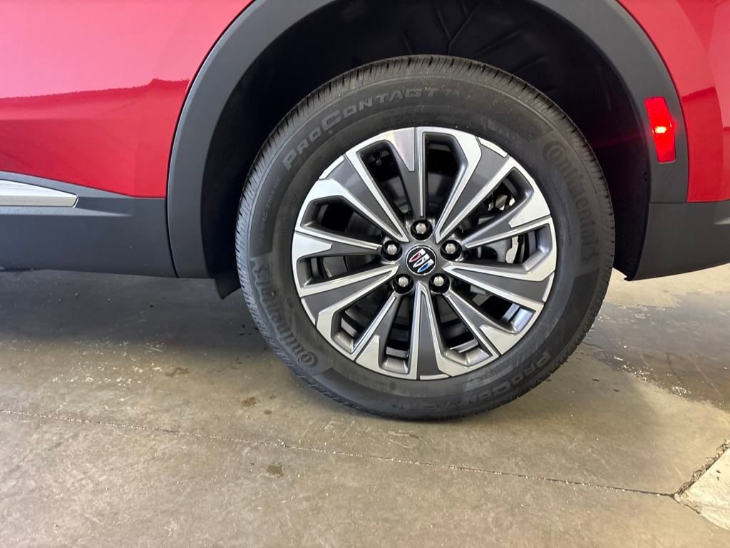 New 2025 Buick Envision Preferred AWD/4WD image 13