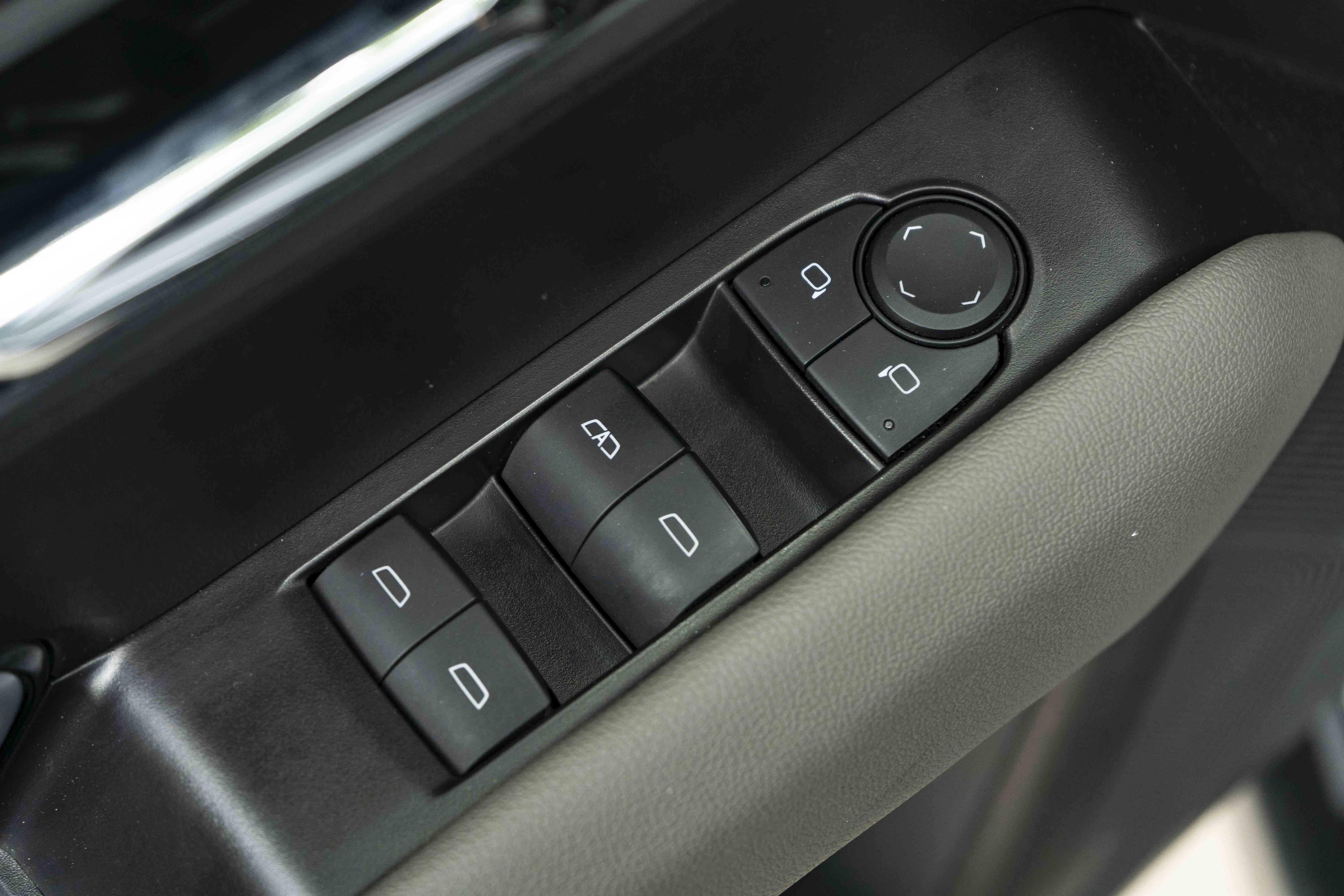 Used 2024 Chevrolet Colorado ZR2 AWD/4WD image 37