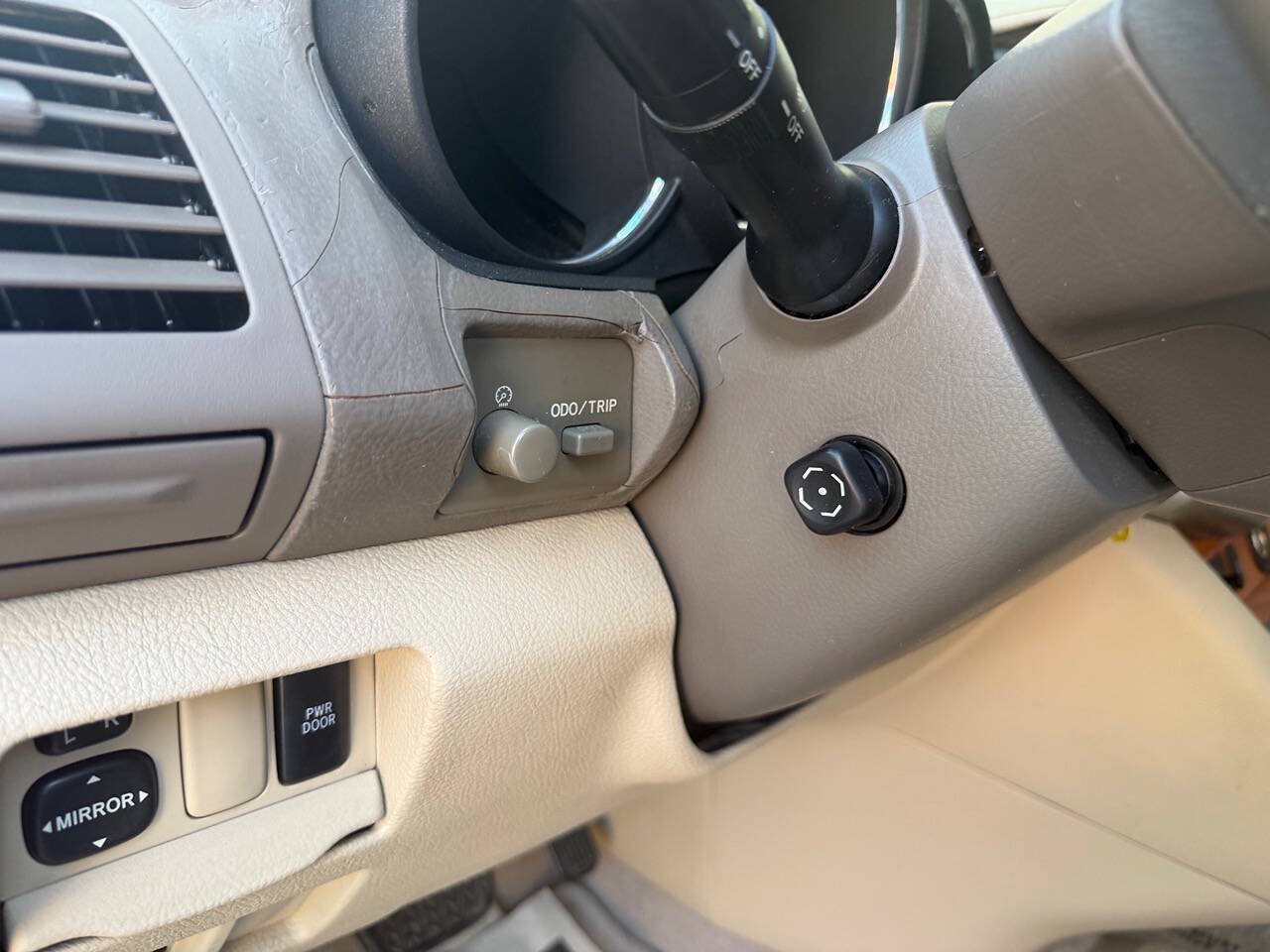 Used 2006 Lexus RX 330 FWD image 23