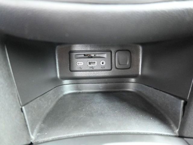 Used 2024 Chevrolet Equinox RS FWD image 22