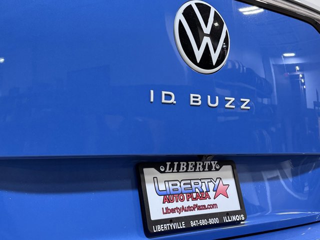 New 2025 Volkswagen ID. Buzz 1st Edition image 40