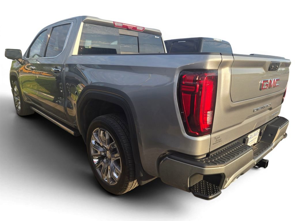 Used 2023 GMC Sierra 1500 Denali AWD/4WD image 3