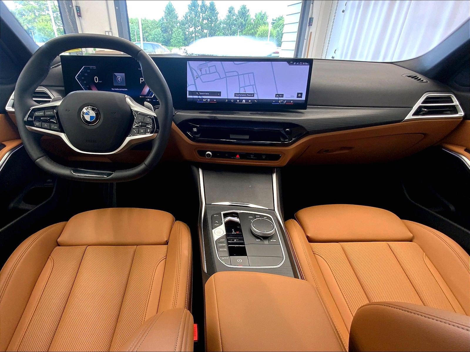 Used 2025 BMW 330i xDrive Sedan w/ M Sport Package AWD/4WD image 14