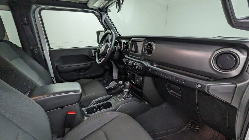 Used 2023 Jeep Wrangler Willys image 33