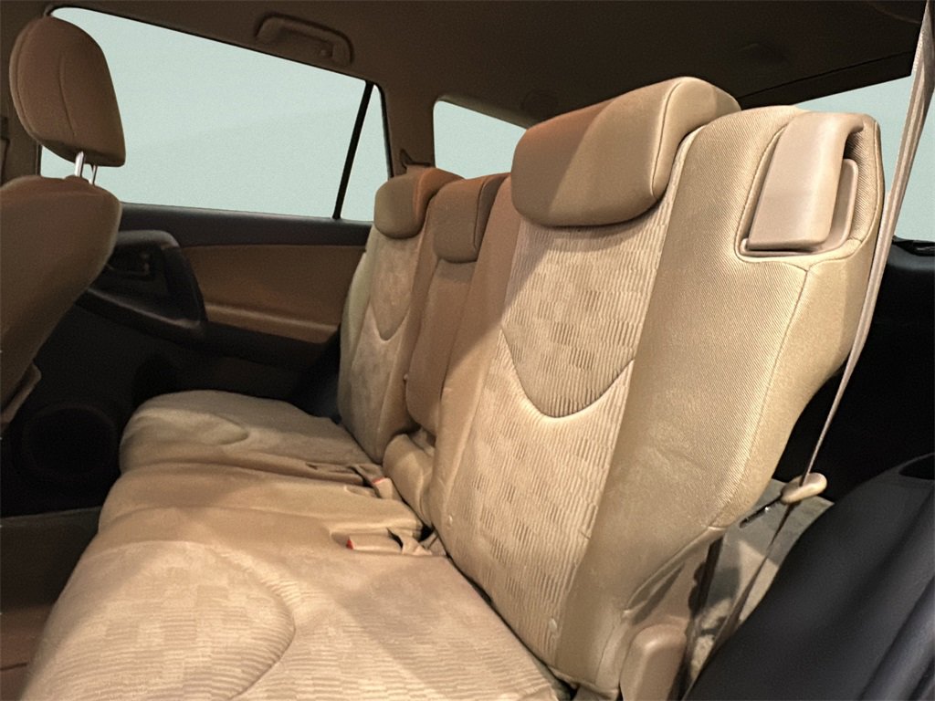 Used 2011 Toyota RAV4 4WD image 9