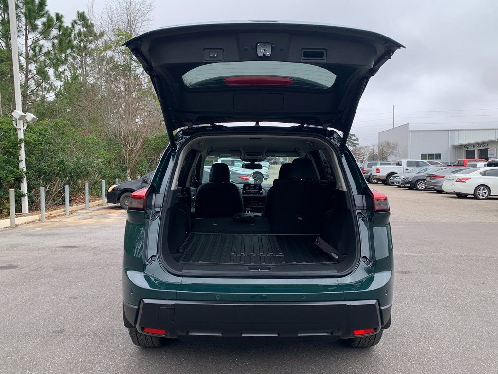 New 2026 Nissan Rogue SV image 6