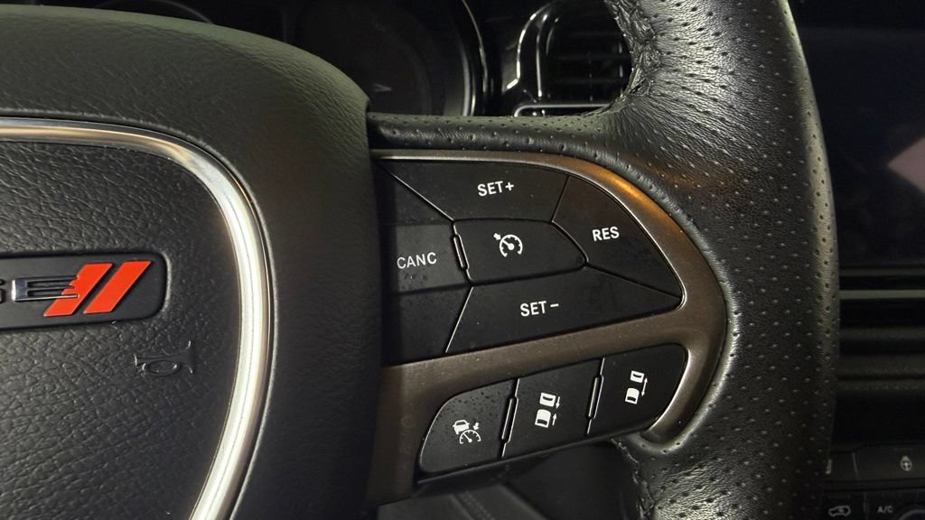 Used 2024 Dodge Durango SXT w/ SXT Blacktop Group AWD/4WD image 19