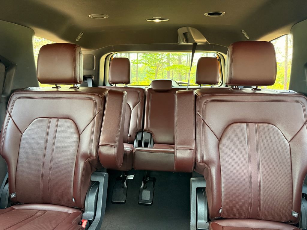 Used 2024 Ford Expedition Limited RWD image 33