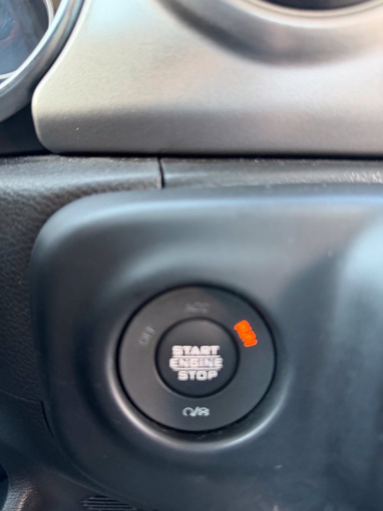 Used 2023 Jeep Gladiator Sport AWD/4WD image 16