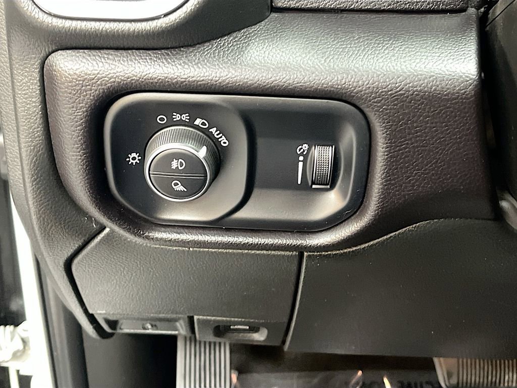 Used 2023 RAM 2500 Big Horn w/ Level 2 Equipment Group image 10