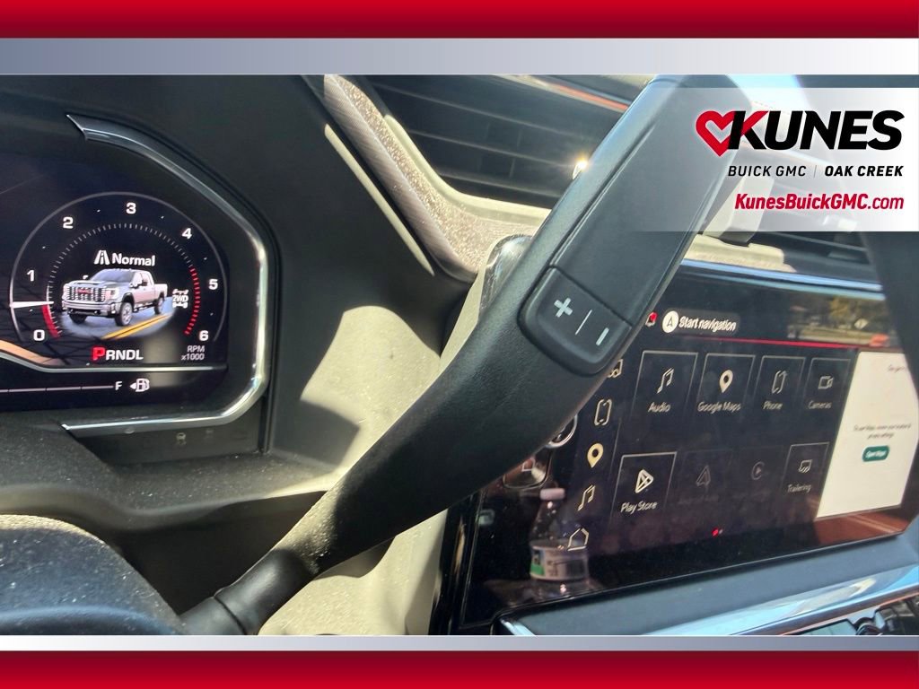 Used 2025 GMC Sierra 2500 Denali Ultimate w/ Snow Plow Prep/Camper Package AWD/4WD image 18